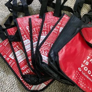 Lululemon reusable bags